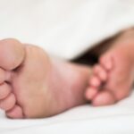 Fußnagelpilz: Ursachen, Behandlung und Vorbeugung.
